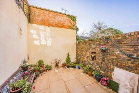 Courtyard Garden