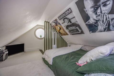 Mezzanine in Bedroom Two