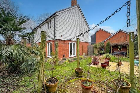 GARDEN2.jpg
