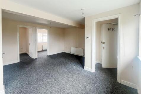 32b Gosden Road
