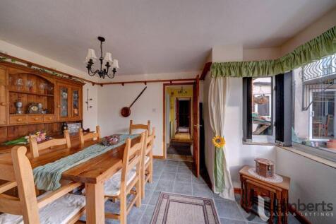 Formal Dining Room