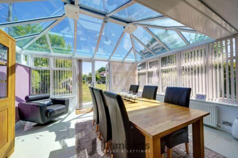 Dining Conservatory