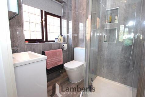 Master En-Suite