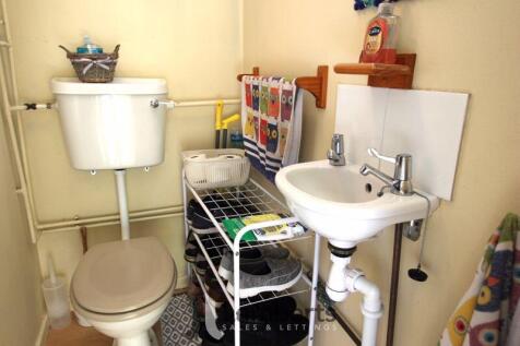 Downstairs Cloakroom