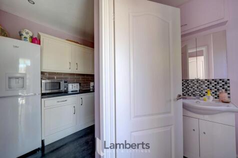 Utility Room & Guest Cloakroom