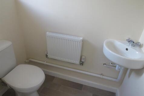 Cloakroom/wc