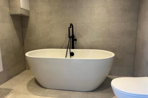 En-suite Bathroom