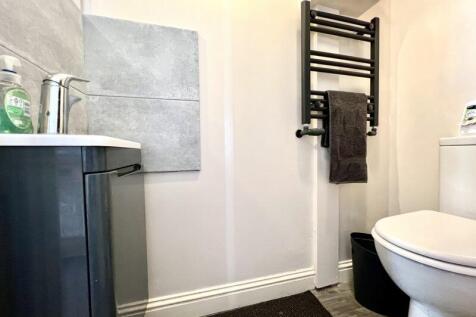 Guest Cloakroom