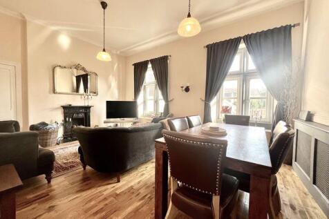 Living Dining Room