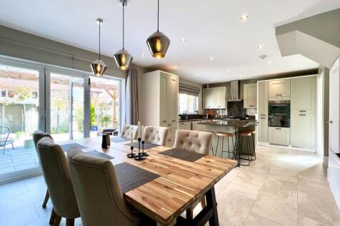 Dining Kitchen Family Room