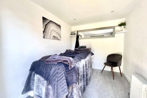 Home Office / Studio