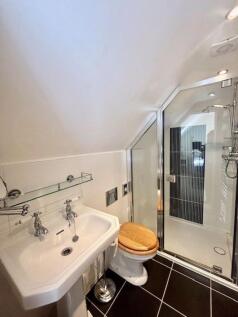 Ensuite Two