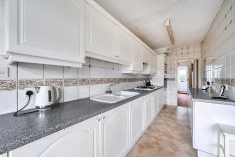 1358296-12-68d2b3...