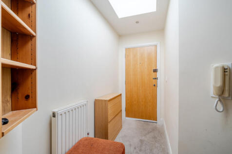 1359678-10-68d50f...