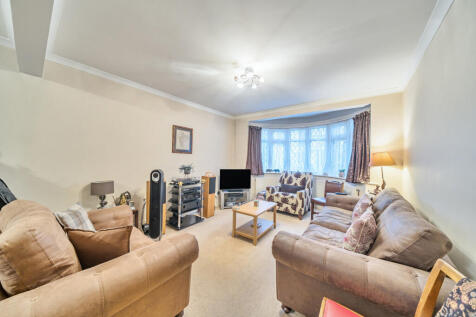 1365739-9-68ee8b7...