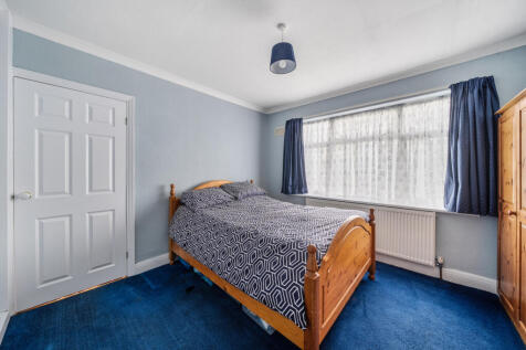 1368917-15-68ee3c...