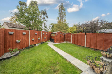 1368917-5-68ee3a3...