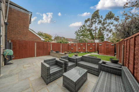 1368917-4-68ee3a2...