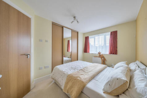 1358698-10-68d3b4...