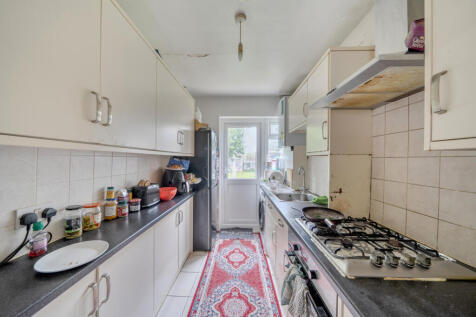 1369945-7-68ef777...