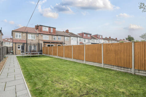 1366003-4-68e92ad...