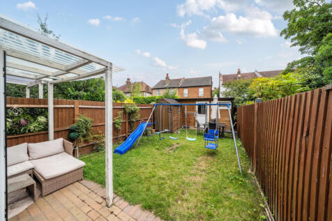 1329475-16-6883a5...