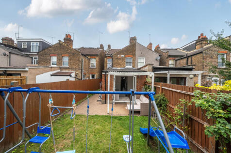 1329475-19-6883a5...