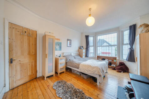 1372487-16-68fa1a...