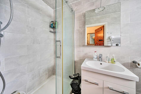 1373392-6-68ff81a...