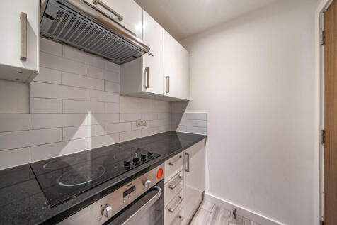 1372191-1-6901fb9...