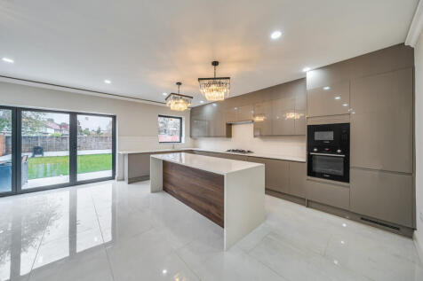 1381144-10-691326...