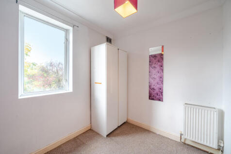 1375524-7-6908ad9...