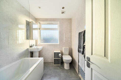 1382913-7-691b4cf...