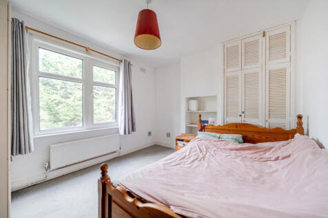 1372898-1-68ff764...