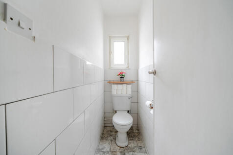 1372898-10-68ff77...