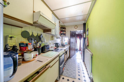 1372209-15-69270b...