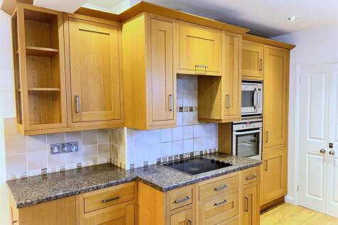 kitchen 2.JPG
