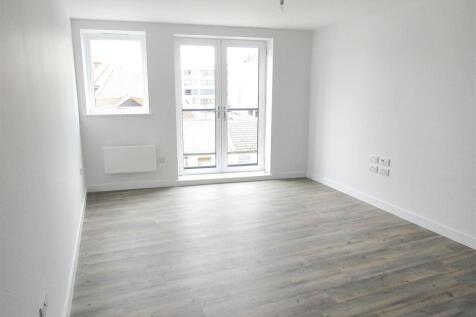 LOUNGE/KITCHEN