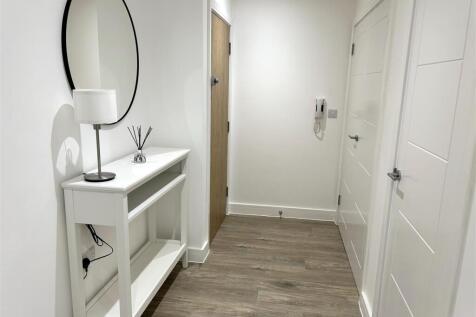 hallway 2.JPG