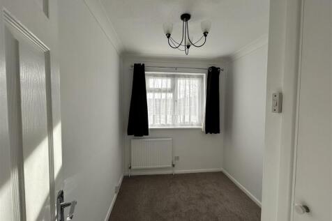 3rd bedroom.JPG