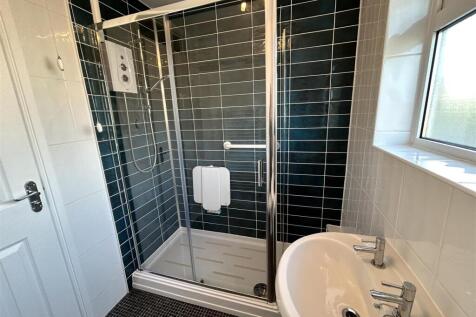 shower room.JPG