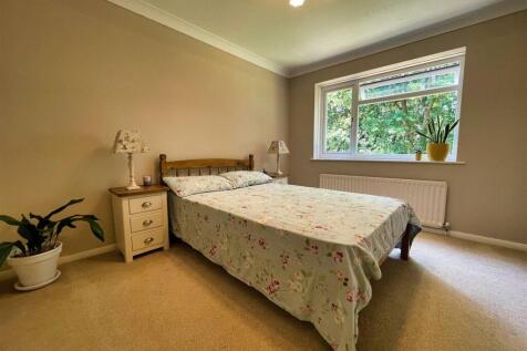 Bedroom 2.jpg