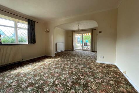 Living Room.jpg