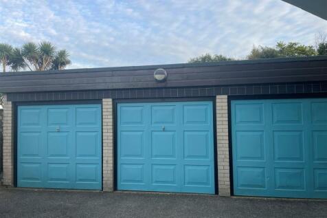 Garage.jpg