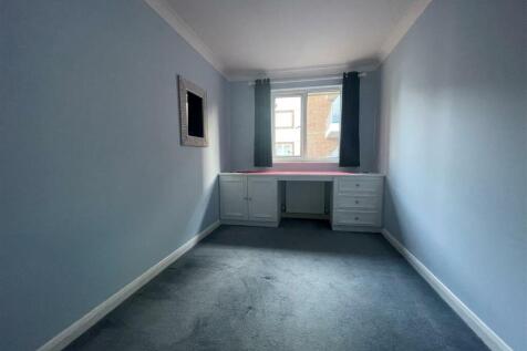 Bedroom 2.jpg