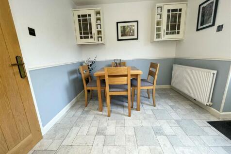 Dining area.jpg