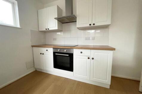 Kitchen 1.jpg