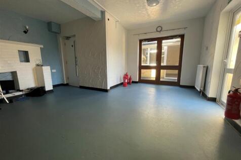 Dining area.jpg