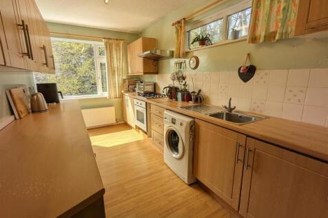 Kitchen 3.jpg
