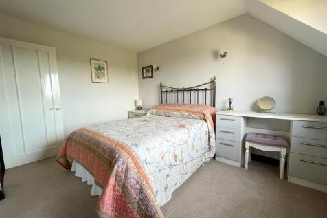 Bedroom 2.jpg